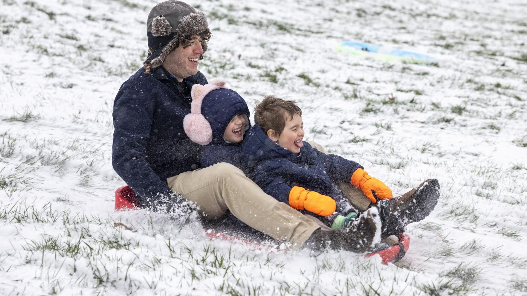 St. Louis area could see more snow during the Monday morning commute